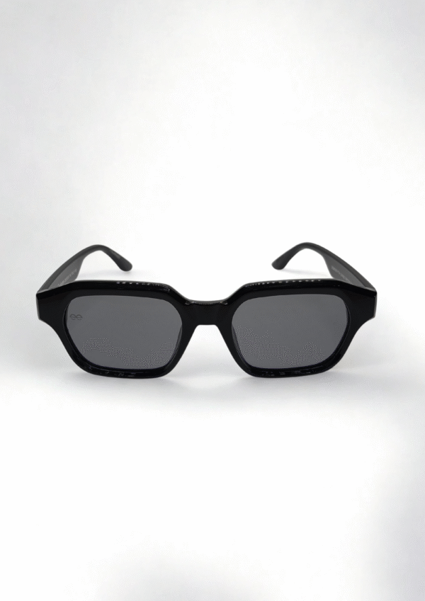 Classic Black Rectangular Sunglasses - Image 2